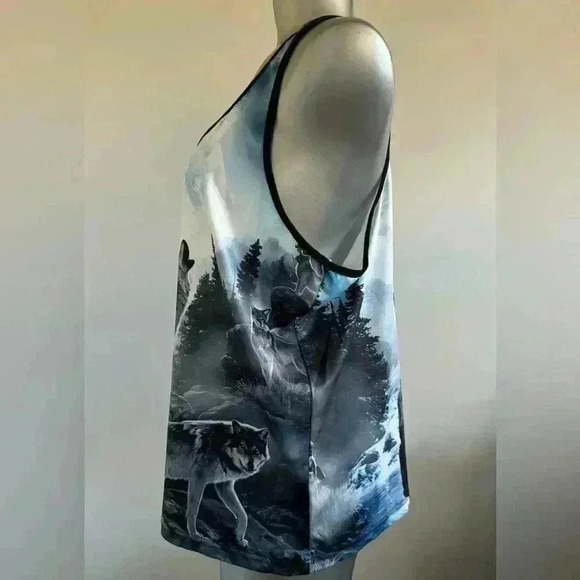 FREE 💟➕size Wolf Graphic Tank Top - Picture 4 of 10